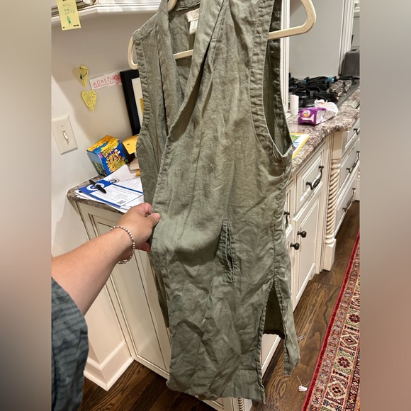 st. Tropez linen large lapel collar vest w pockets - Picture 3 of 6